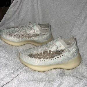 adidas Women's Sneakers in Cream and Tan